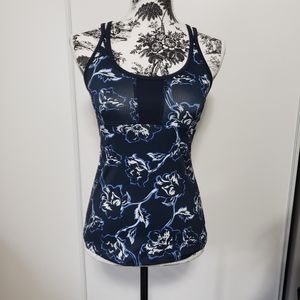 5/$15 Joe fresh active top